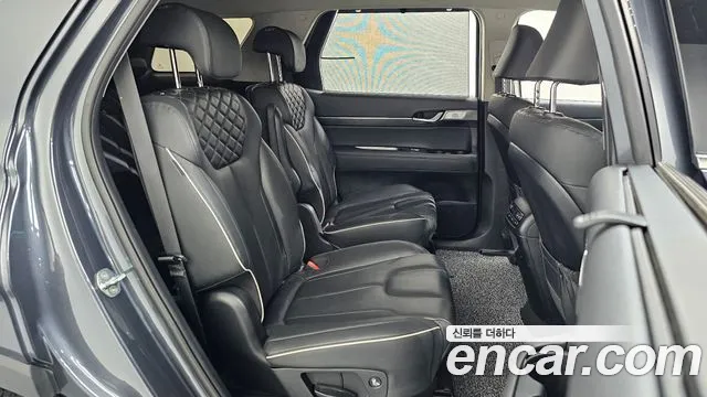 Hyundai Palisade Palisade Дизель 2.2 2WD — Фото автомобиля 11