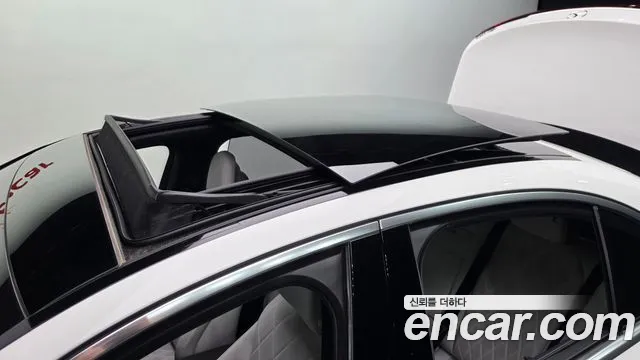 Mercedes-Benz E-Class — Фото автомобиля 13