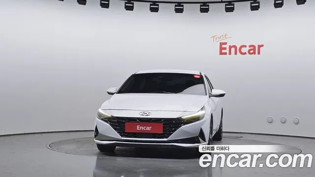 Hyundai AVANTE Modern — Фото автомобиля 3