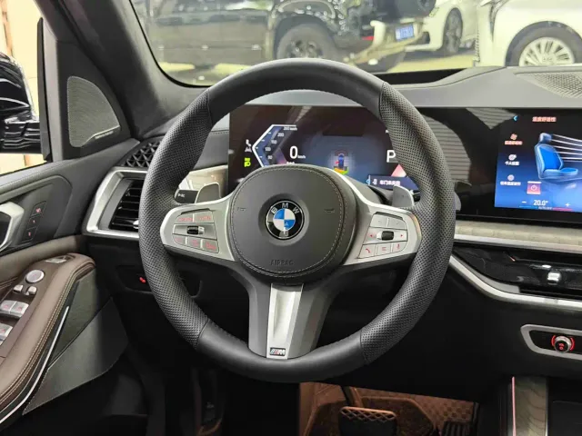 BMW X5 — Фото автомобиля 11