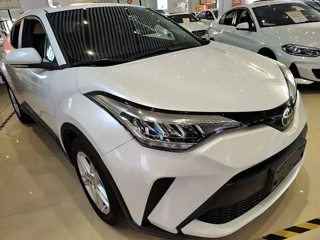 Toyota Toyota C-HR 2021 2.0L Comfort Edition — Фото автомобиля 3