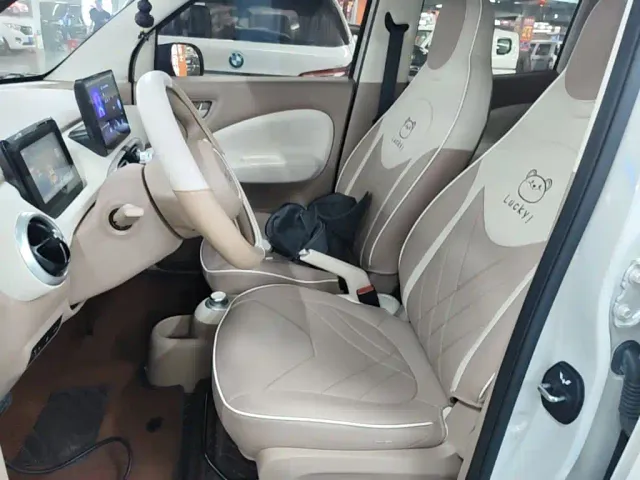 Wuling Hongguang Mini EV — Фото автомобиля 14