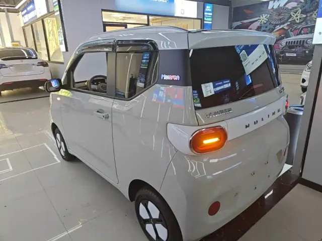 Wuling Hongguang Mini EV — Фото автомобиля 4