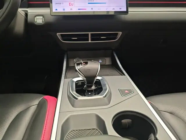 Jetour Dashing — Фото автомобиля 13