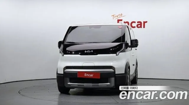 Kia PV5 — Фото автомобиля 3