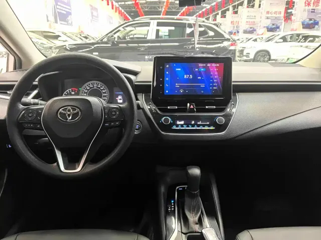 Toyota Corolla — Фото автомобиля 9