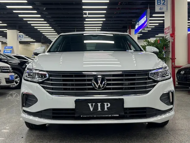 Volkswagen Lavida — Фото автомобиля 2