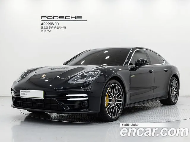 Фотография автомобиля — Porsche Panamera