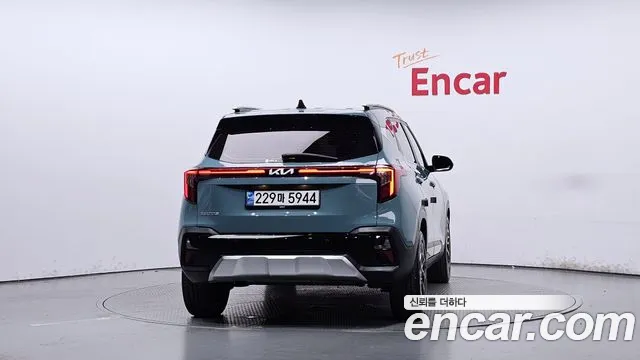 Kia Seltos New — Фото автомобиля 4