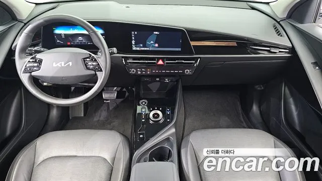 Kia Niro — Фото автомобиля 10