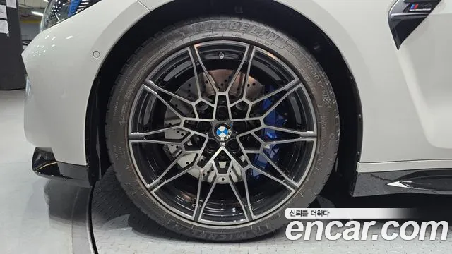 BMW M4 — Фото автомобиля 5