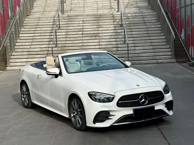 Mercedes-Benz E-Class — Фото автомобиля 3