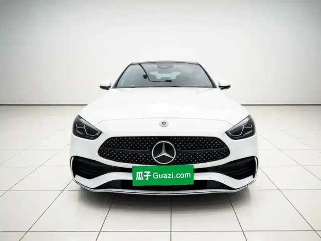Mercedes-Benz C-Class — Фото автомобиля 2
