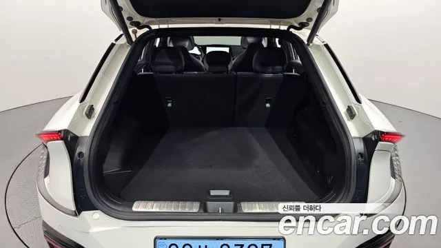 Kia EV6 — Фото автомобиля 12