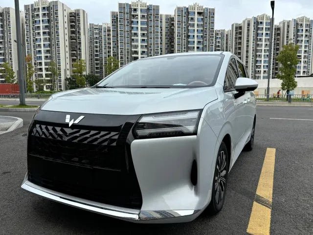 Wuling Starlight 730 — Фото автомобиля 14