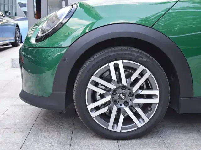 MINI Hatch — Фото автомобиля 12