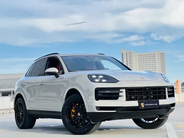Porsche Cayenne — Фото автомобиля 3