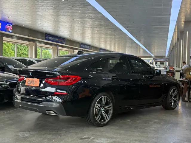 BMW 6 Series Gran Turismo — Фото автомобиля 18