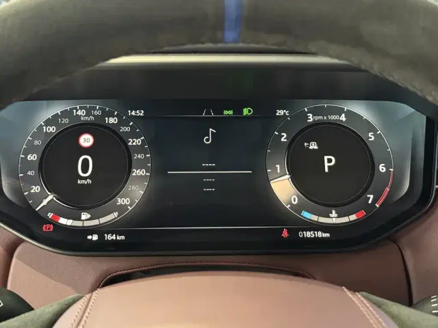 Land Rover Range Rover Sport — Фото автомобиля 23