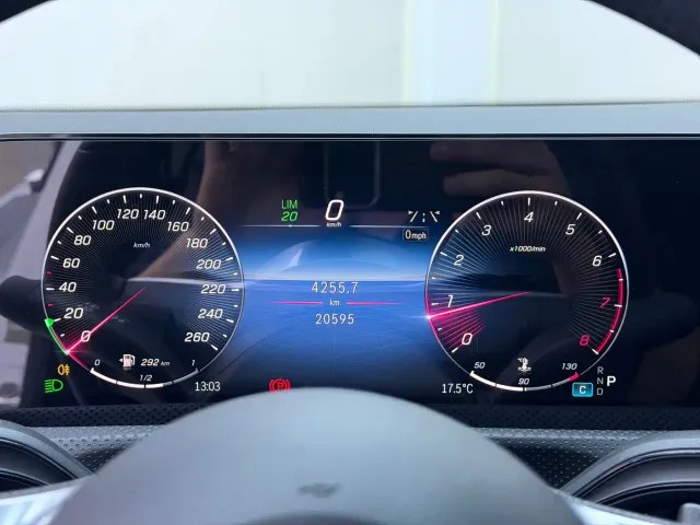 Mercedes-Benz A-Class — Фото автомобиля 10