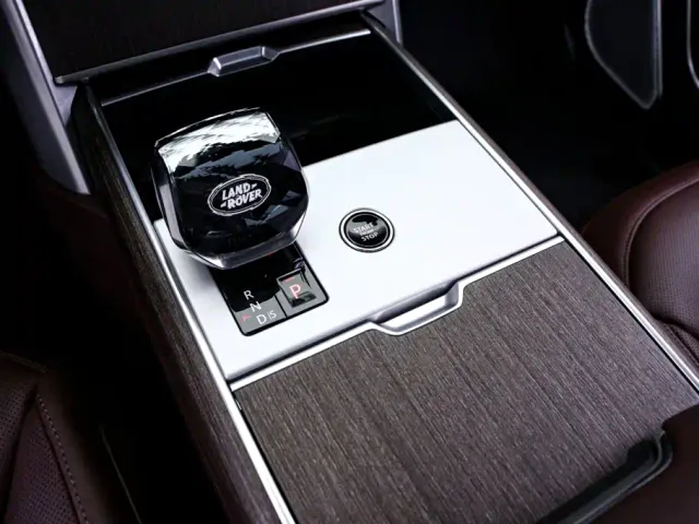 Land Rover Range Rover — Фото автомобиля 10