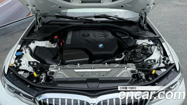 BMW 3-Series 3 серия (G20) 320i Luxury — Фото автомобиля 6