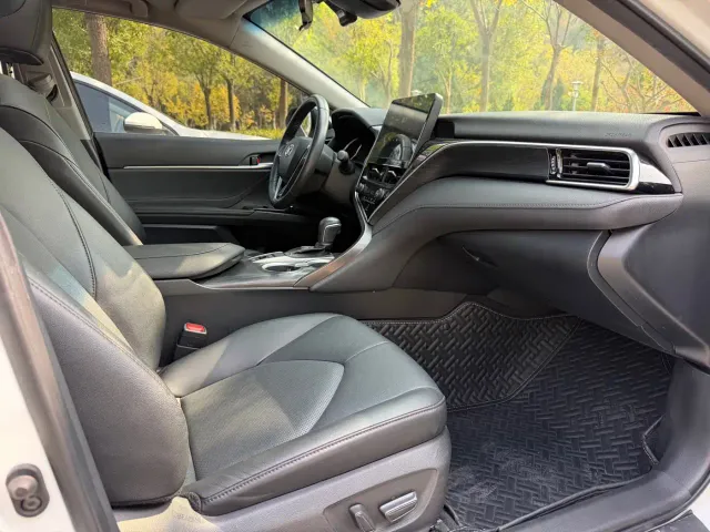 Toyota Camry — Фото автомобиля 19