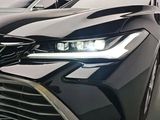 Toyota Avalon — Фото автомобиля 23