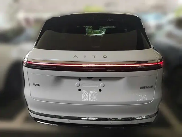 Aito M7 — Фото автомобиля 7