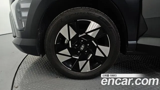 Hyundai Kona SX2 — Фото автомобиля 5