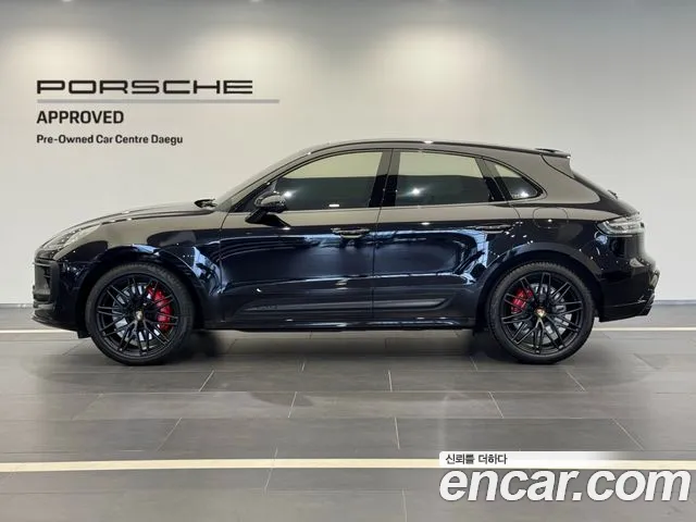 Porsche Macan — Фото автомобиля 3