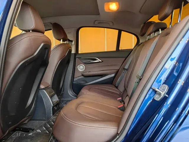BMW 1 Series — Фото автомобиля 13