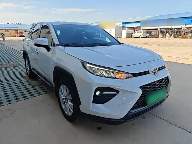 Toyota Wildlander — Фото автомобиля 21