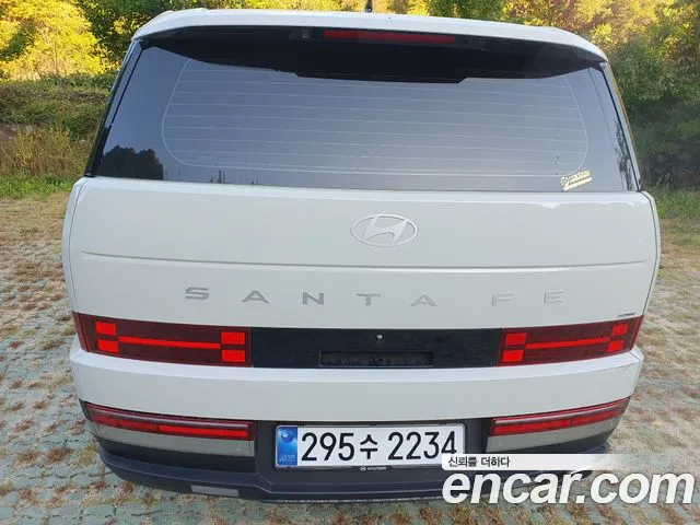 Hyundai Santa Fe — Фото автомобиля 3