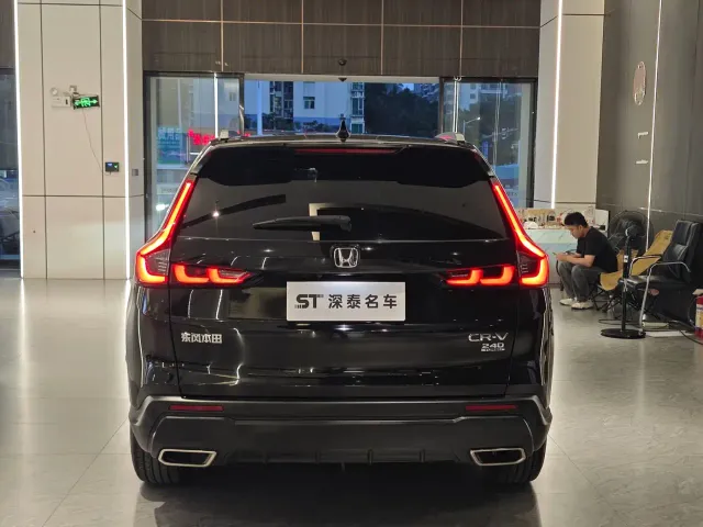 Honda CR-V — Фото автомобиля 8