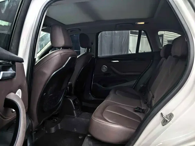 BMW X1 — Фото автомобиля 6