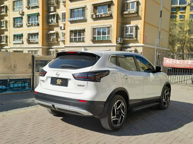 Nissan Qashqai — Фото автомобиля 5