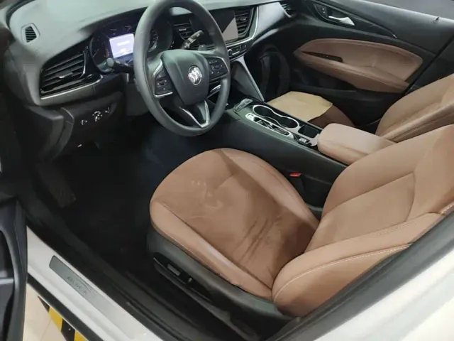 Buick Regal — Фото автомобиля 14