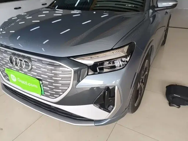 Audi Q4 e-tron — Фото автомобиля 23