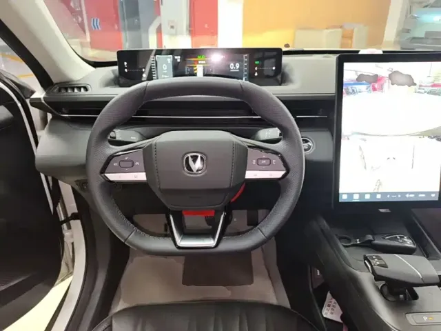 Changan Eado — Фото автомобиля 10