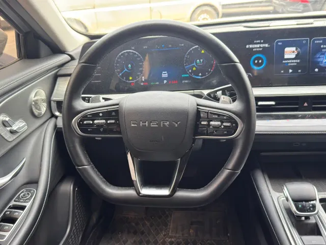 Chery Arrizo 8 — Фото автомобиля 7