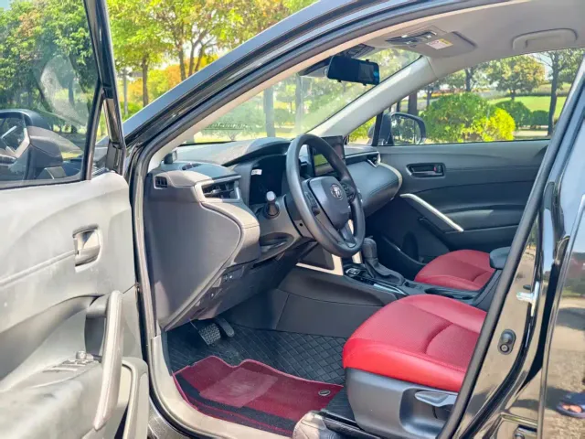 Toyota Corolla Cross — Фото автомобиля 4