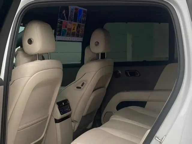 Li Auto Li Auto i6 2025 2WD Base Model — Фото автомобиля 6