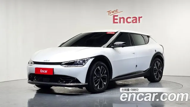 Kia EV6 — Фото автомобиля 11
