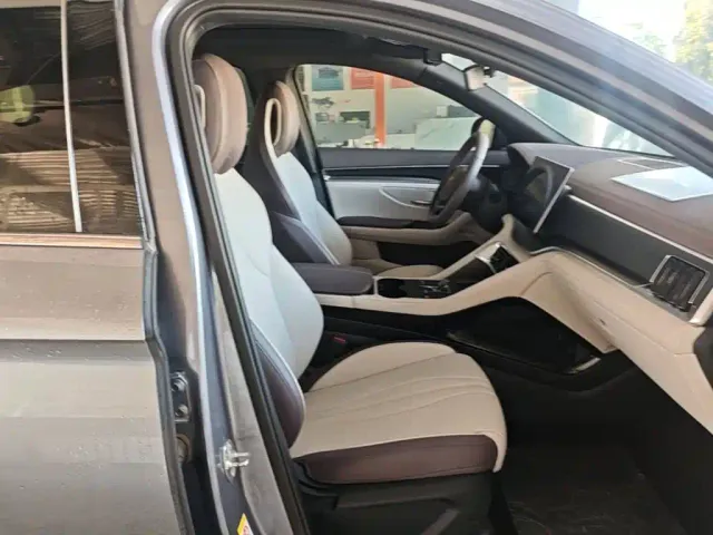 BYD Song PLUS — Фото автомобиля 19