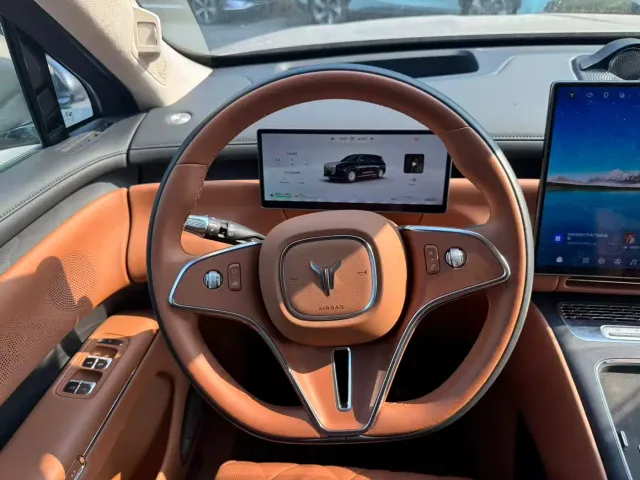Voyah Auto VOYAH Taisan 2026 Model Base — Фото автомобиля 7