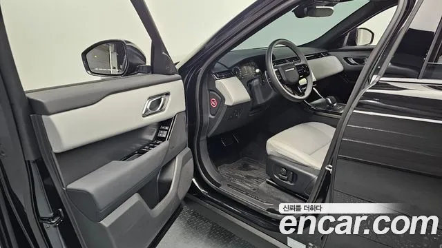 Land Rover Range Rover Velar — Фото автомобиля 11