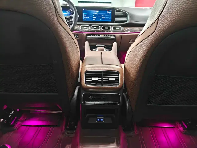 Mercedes-Benz GLS-Class — Фото автомобиля 12