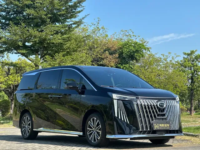 GAC Trumpchi M8 — Фото автомобиля 3