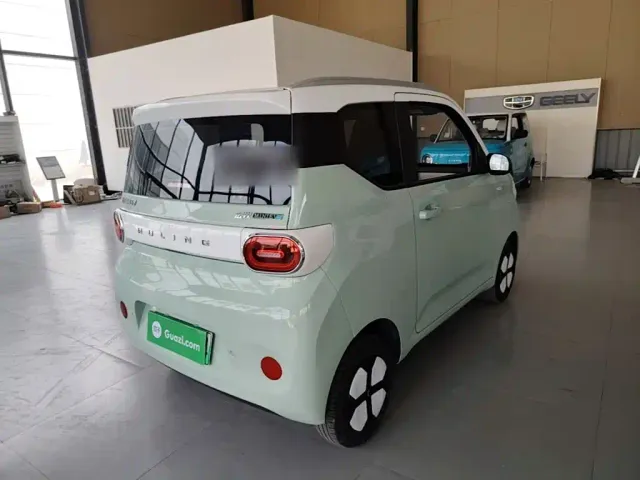 Wuling Hongguang Mini EV — Фото автомобиля 6